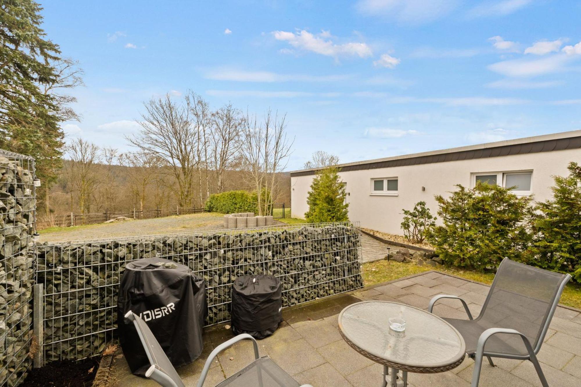 Greenhouse Living Apartment Fagus Mit Terrasse Und Feuerstelle - 6 Minuten Nach Winterberg - 4 Minuten Zur Ruhrquelle - Wandern - Mountainbike Fahren - Reisen Mit Hund & Natur Geniessen Medebach Bagian luar foto