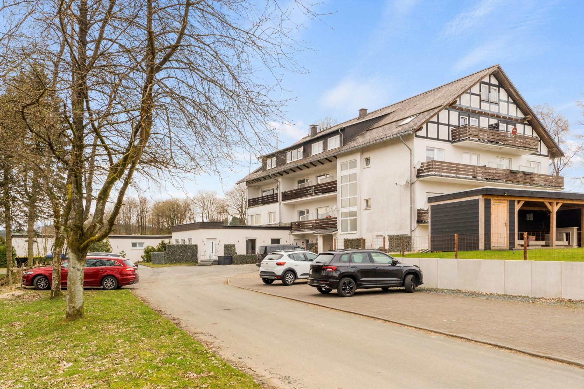 Greenhouse Living Apartment Fagus Mit Terrasse Und Feuerstelle - 6 Minuten Nach Winterberg - 4 Minuten Zur Ruhrquelle - Wandern - Mountainbike Fahren - Reisen Mit Hund & Natur Geniessen Medebach Bagian luar foto