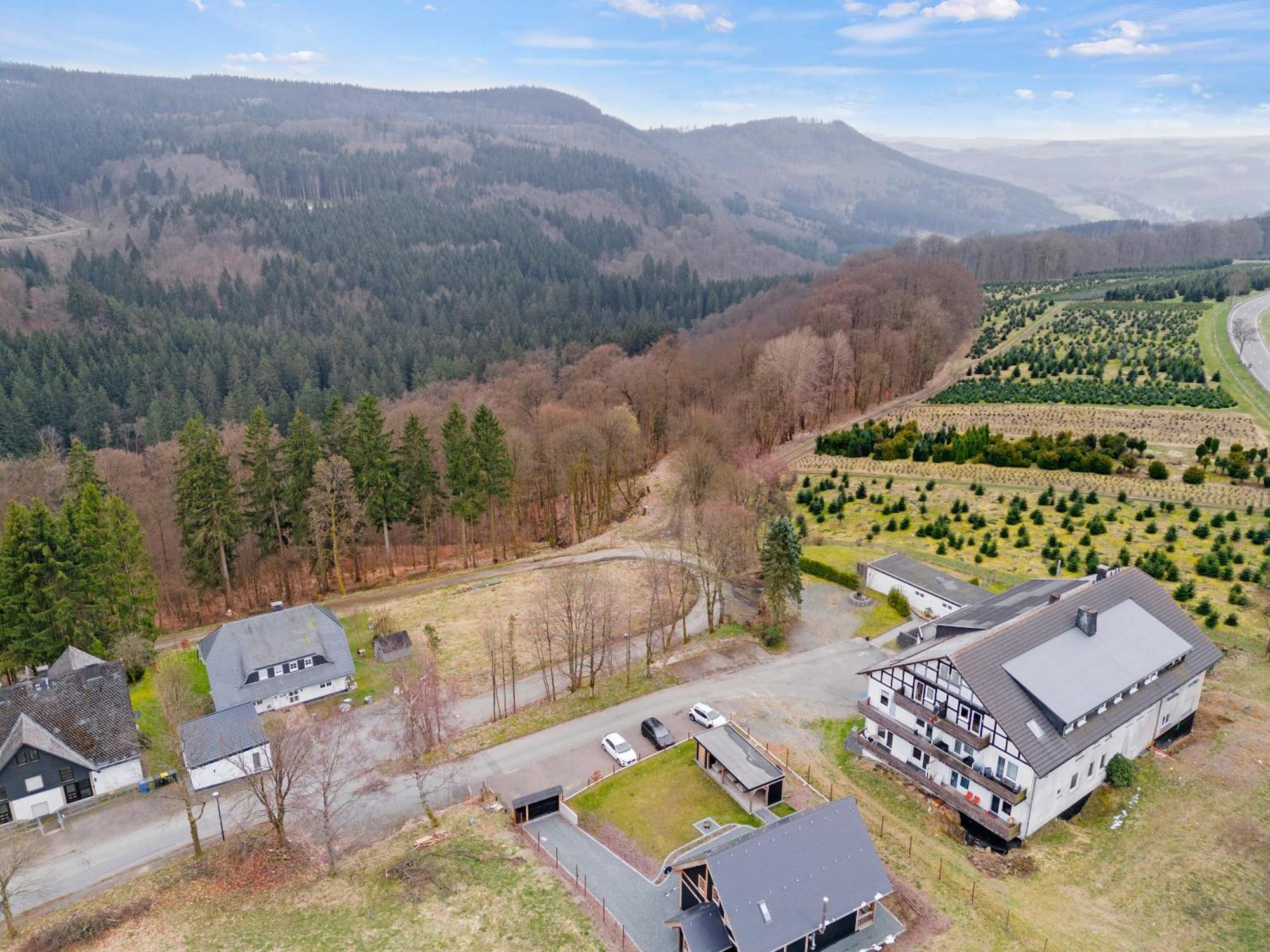 Greenhouse Living Apartment Fagus Mit Terrasse Und Feuerstelle - 6 Minuten Nach Winterberg - 4 Minuten Zur Ruhrquelle - Wandern - Mountainbike Fahren - Reisen Mit Hund & Natur Geniessen Medebach Bagian luar foto